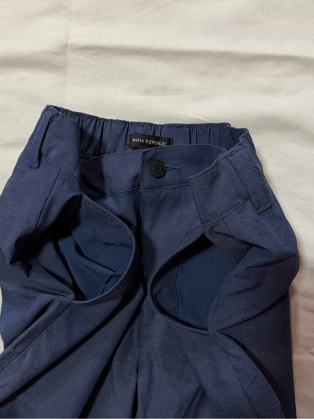 Banana Republic Men's Comfort Stretch Flat-Front Shorts Navy Blue Size 30 Golf
